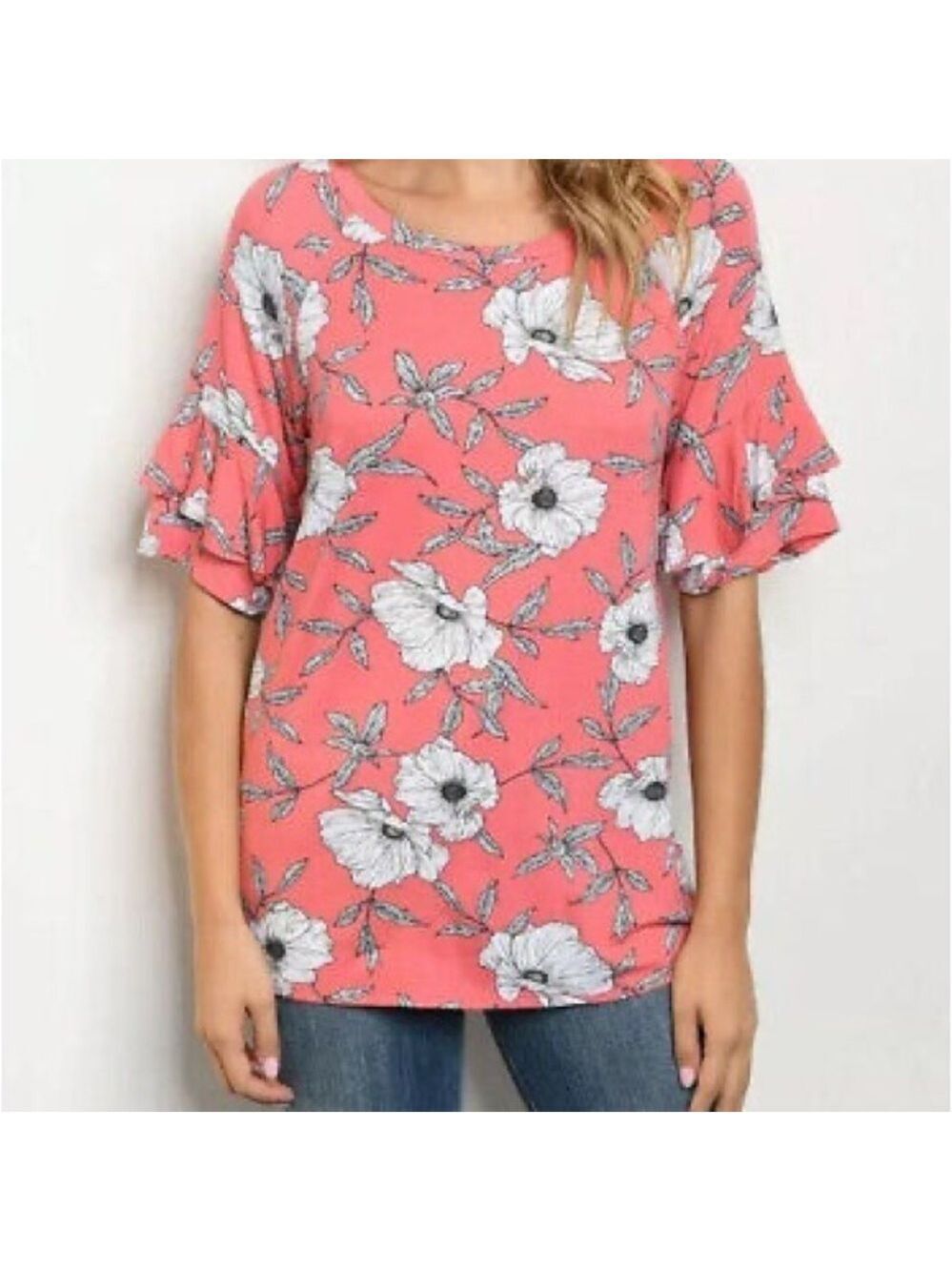 First Love coral floral top with ruffled 1/2 sleeves, Size Medium